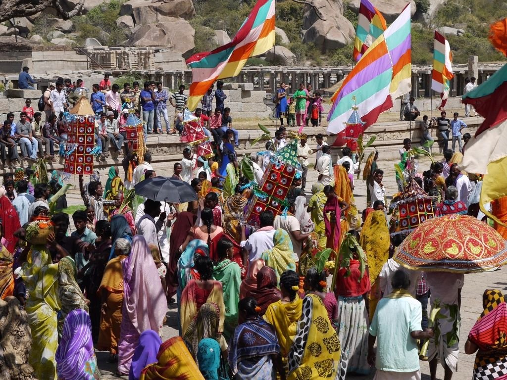 गोरखपुर में 600 जवान तैनात, फिर भी नो-एंट्री में शहर में दौड़ रहे मालवाहक वाहन